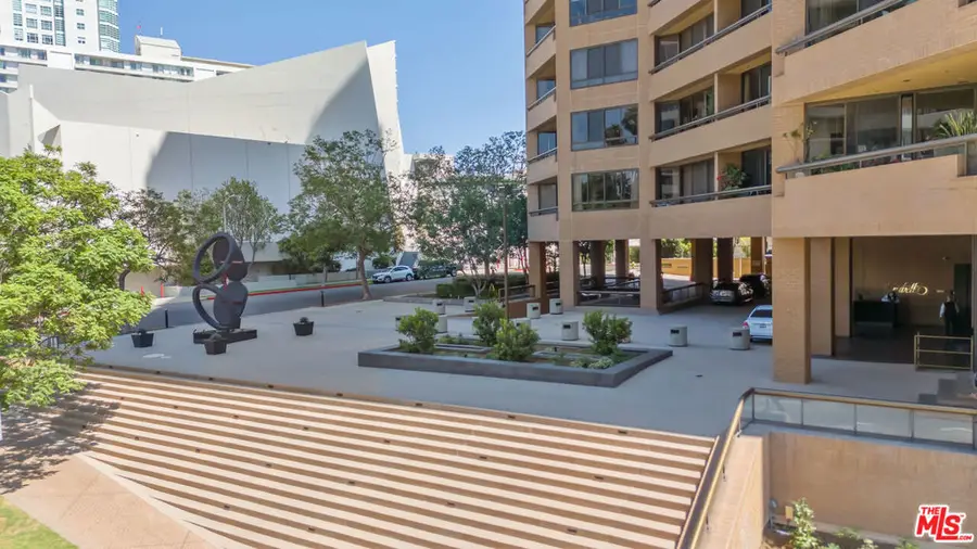 10430 Wilshire Boulevard #2001, Los Angeles, CA 90024 - #3