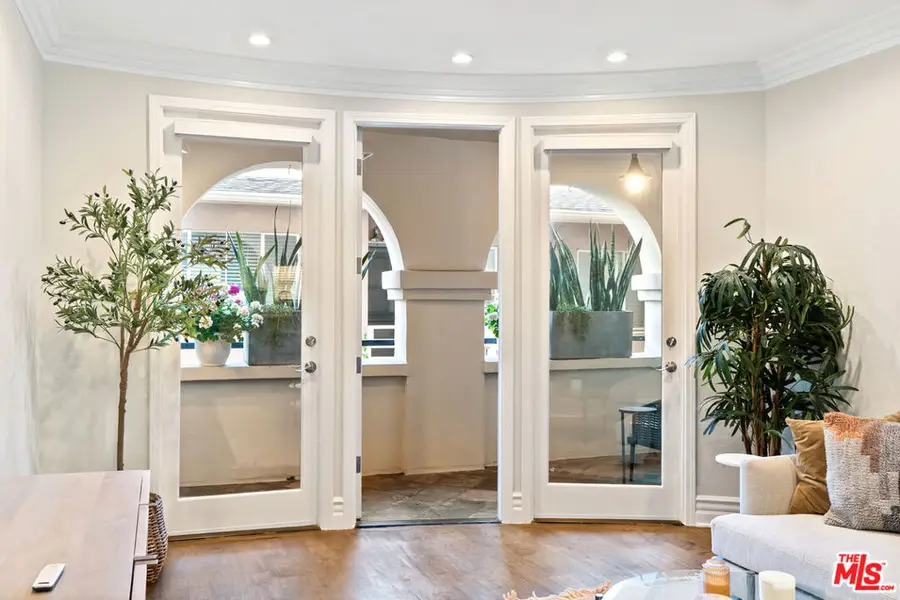 10364 Almayo Avenue #205, Los Angeles, CA 90064 - #3
