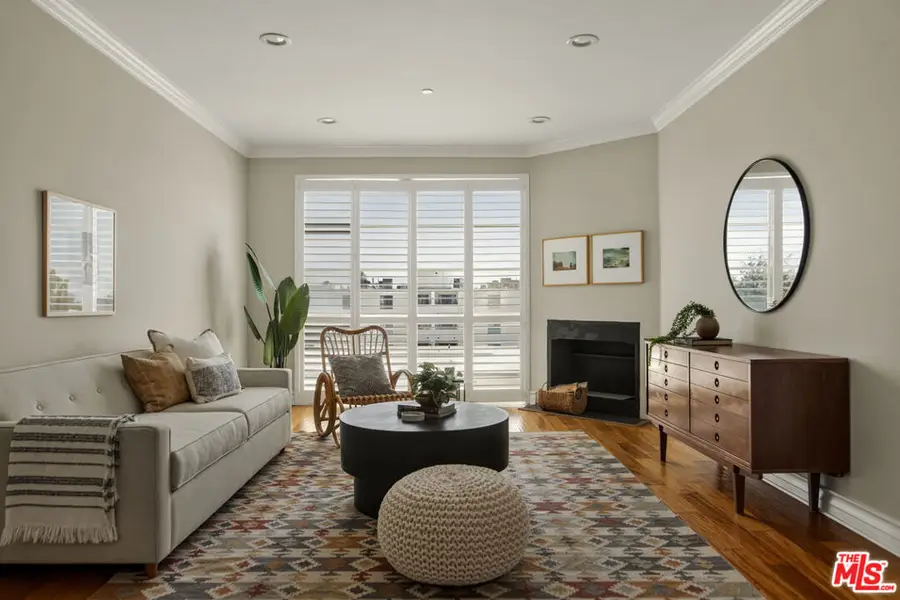 837 N Hudson Avenue #402, Los Angeles, CA 90038 - #2