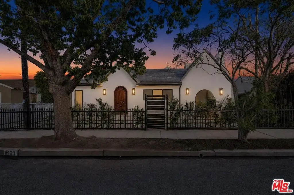11404 Biona Drive, Los Angeles, CA 90066 - #1
