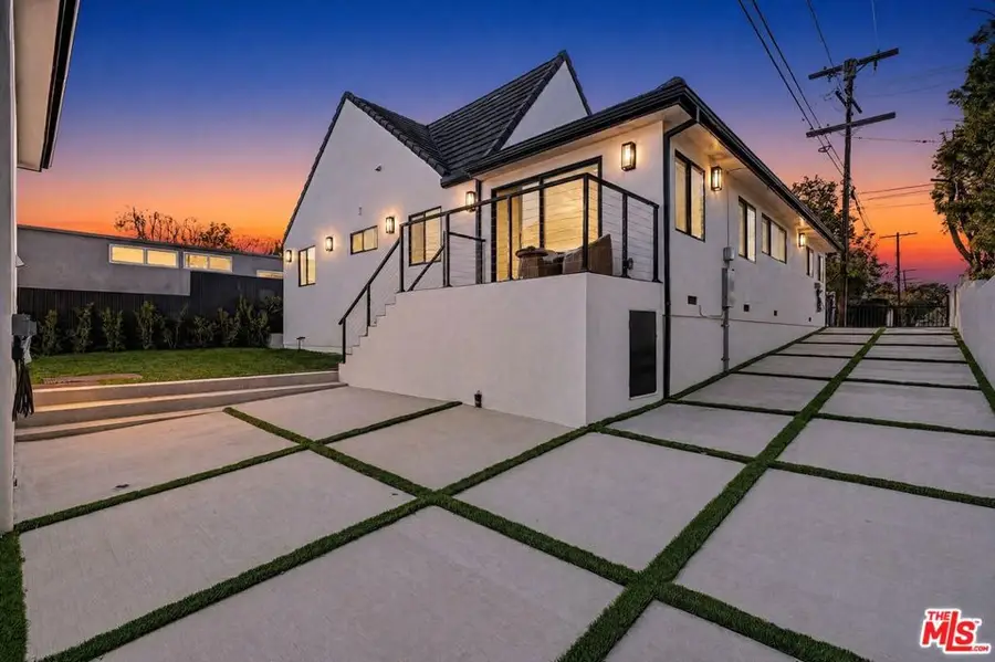 11404 Biona Drive, Los Angeles, CA 90066 - #3
