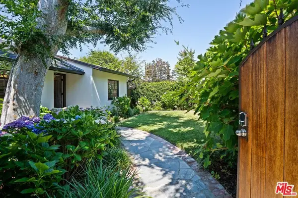 13009 Greenleaf Street, Studio City, CA 91604
