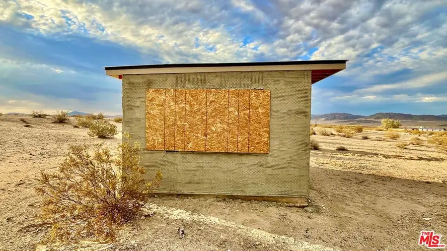1020 Shoshore Valley Road, Twentynine Palms Yucca Valley, CA 92277 - #2