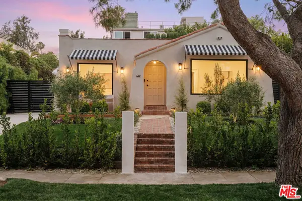 129 N Almont Drive, Los Angeles, CA 90048
