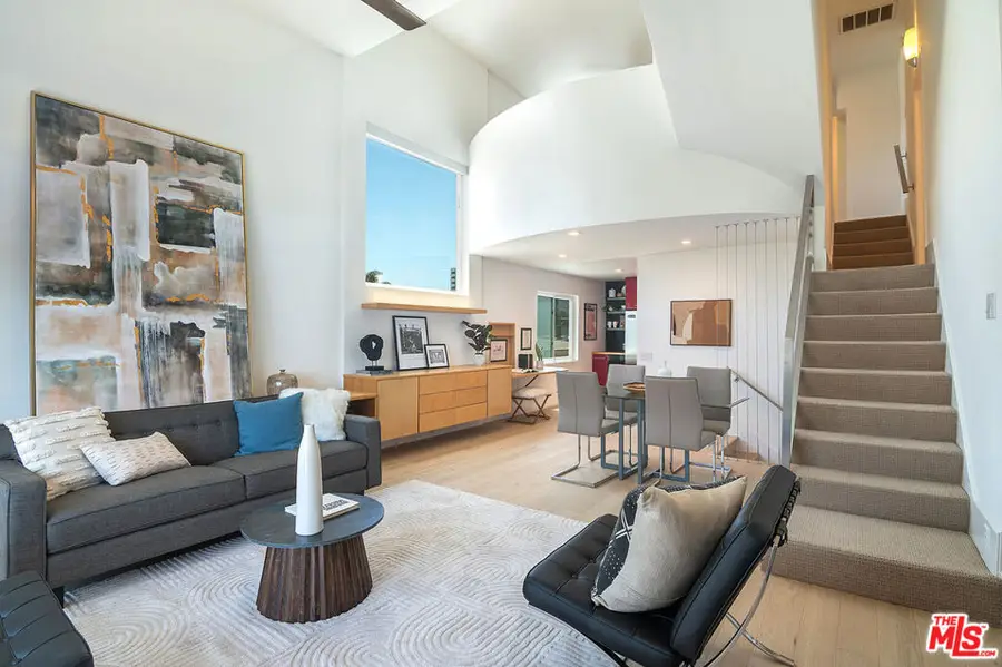 12217 Rochester Avenue #1, Los Angeles, CA 90025 - #3