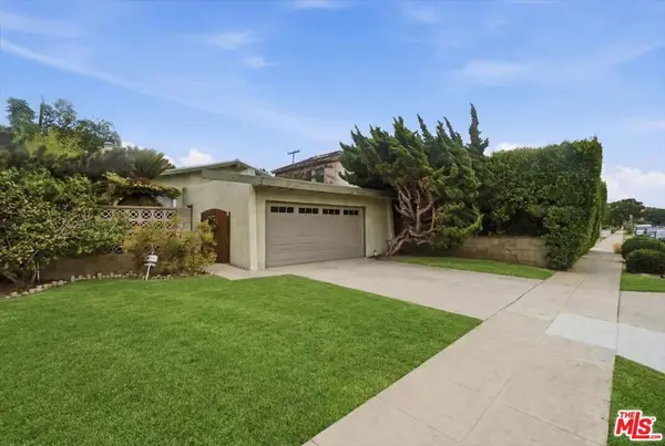 4032 Moore Street, Los Angeles, CA 90066