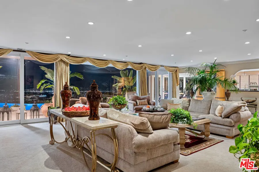 7833 Torreyson Drive, Los Angeles, CA 90046 - #3
