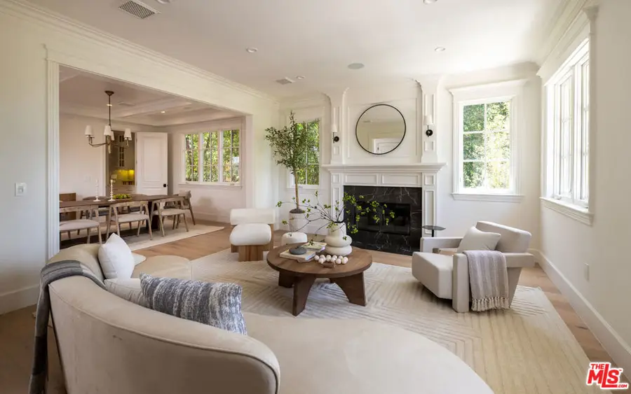 146 N Carmelina Avenue, Los Angeles, CA 90049 - #2