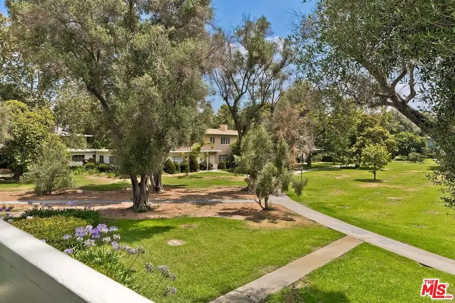 5587 1/2 Village, Los Angeles, CA 90016 - #3