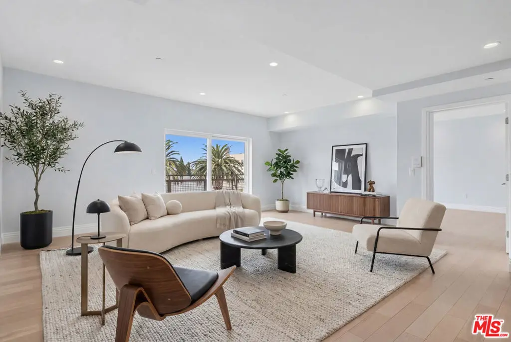 2939 Leeward Avenue #401, Los Angeles, CA 90005 - #1