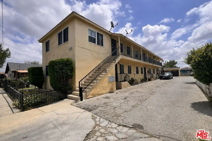 2910 S Curson Avenue, Los Angeles, CA 90016 - #3