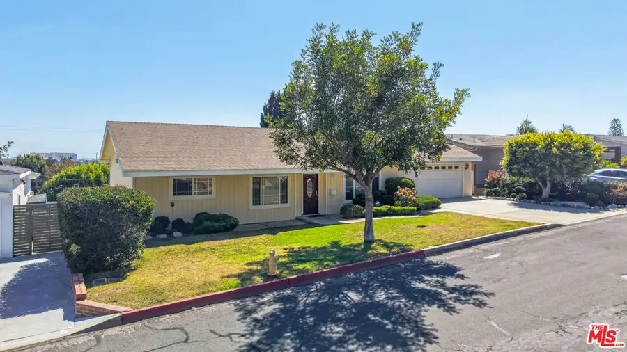 4065 Bluff Street, Torrance, CA 90505 - #2