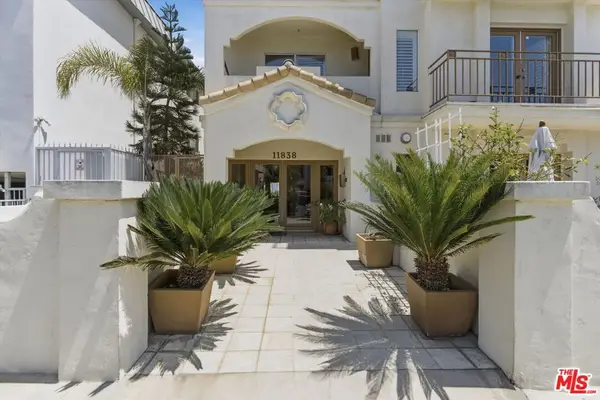 11838 Kiowa Avenue #203, Los Angeles, CA 90049