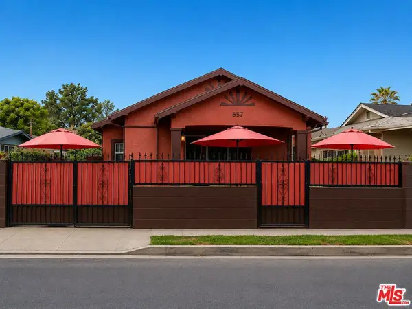 657 W 66th Street, Los Angeles, CA 90044