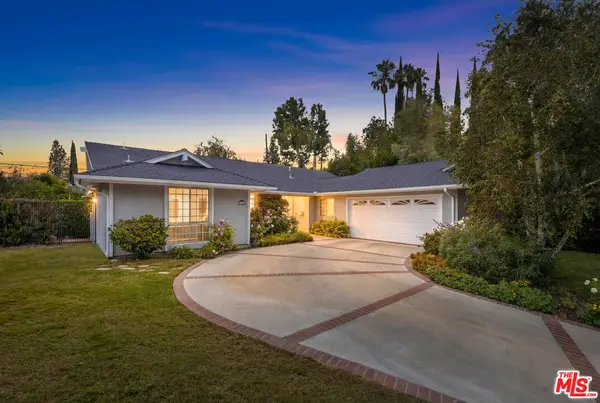 5334 Bayer Place, Woodland Hills, CA 91367