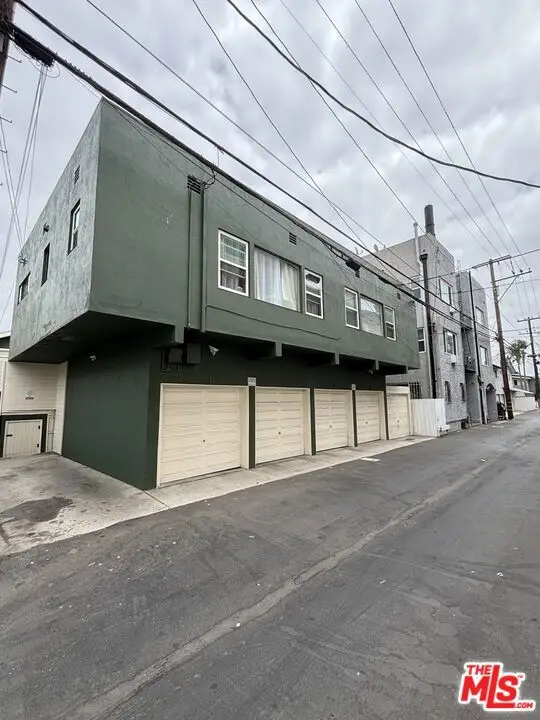 1142 E 1st Street, Long Beach, CA 90802 - #3