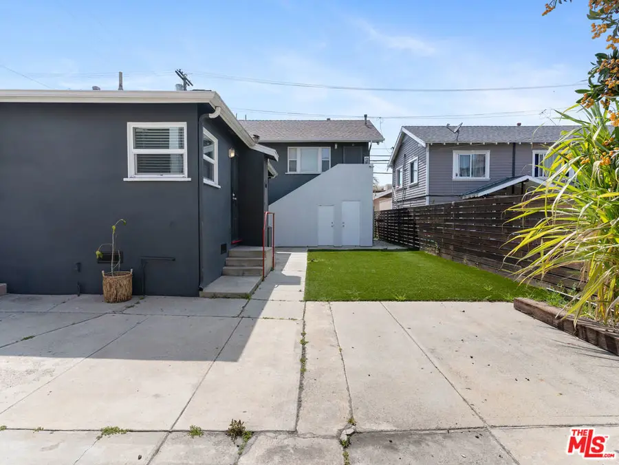 727 Olive Avenue, Long Beach, CA 90813 - #2
