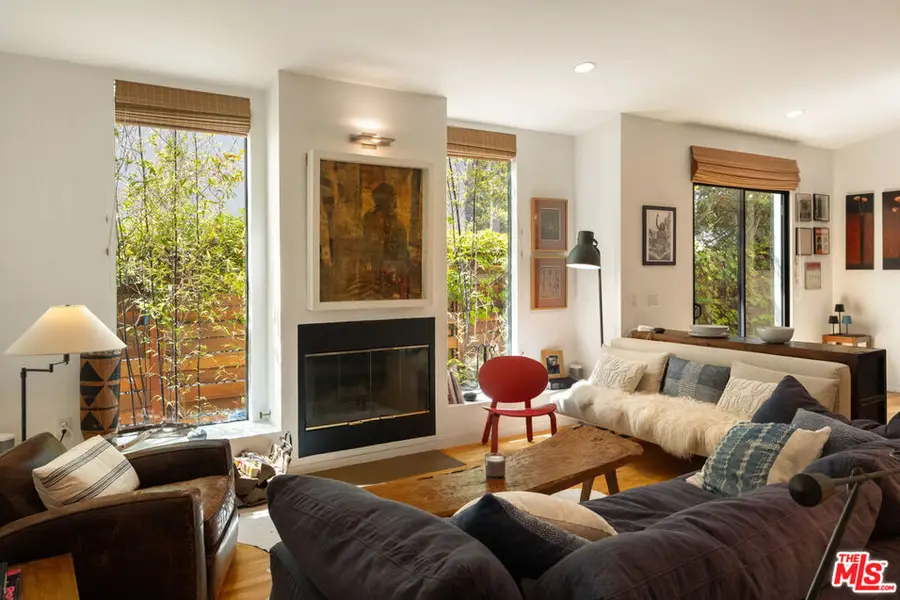 2005 Walnut Avenue, Venice, CA 90291 - #2