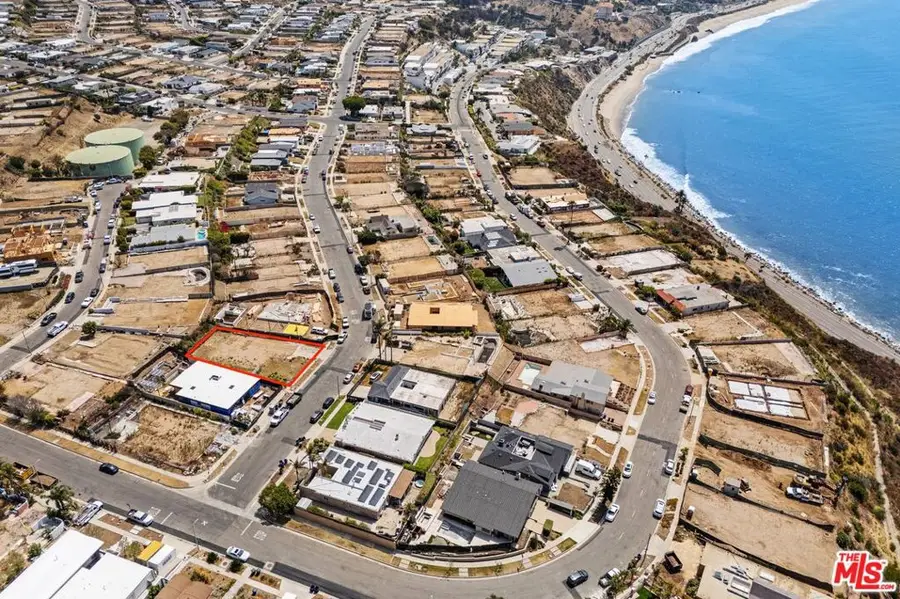 18439 Wakecrest Drive, Malibu, CA 90265 - #2