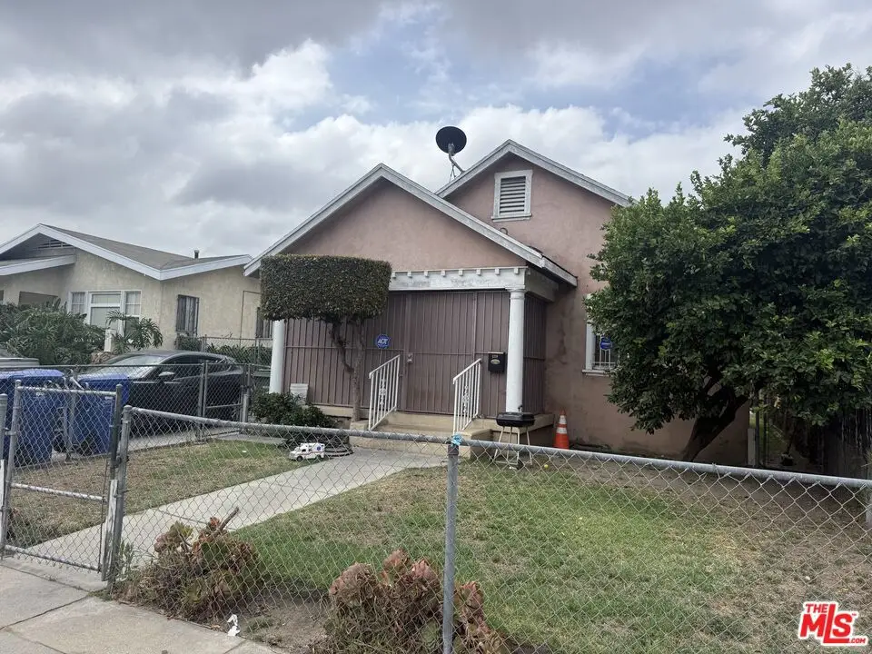 220 E 64th Street, Los Angeles, CA 90003 - #1