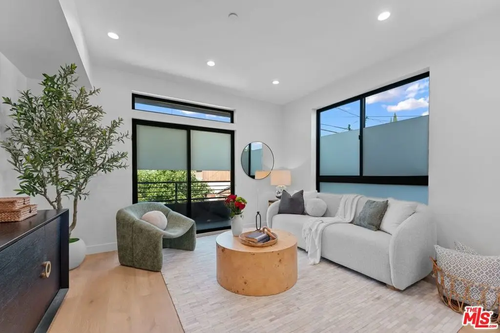 5443 1/2 Blackwelder Street, Los Angeles, CA 90016 - #1