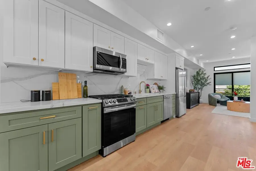 5443 1/2 Blackwelder Street, Los Angeles, CA 90016 - #3