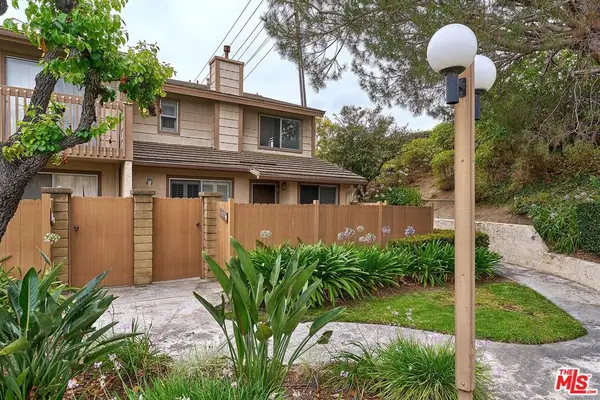 1575 Avenida Selva #204, Fullerton, CA 92833