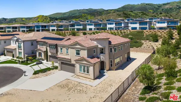 20517 W Deer Grass Court, Porter Ranch, CA 91326