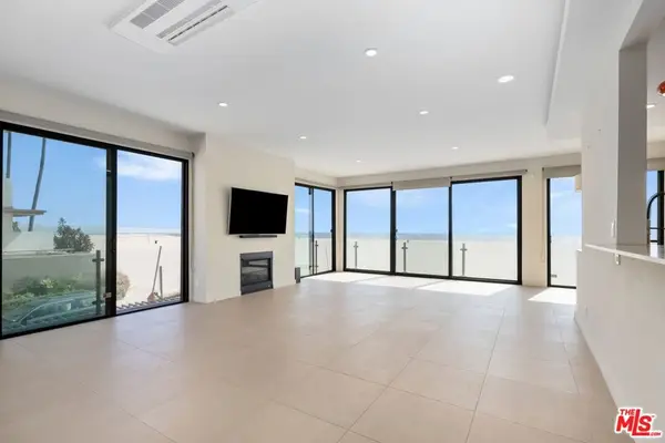 1 Northstar Street #101, Marina Del Rey, CA 90292