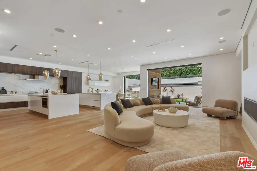4233 Costello Avenue, Sherman Oaks, CA 91423 - #3