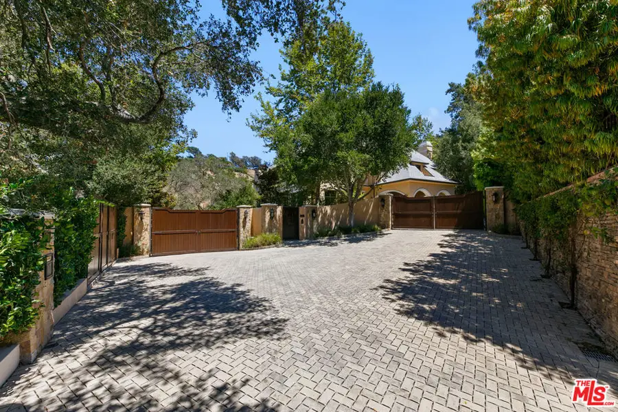 3911 Oeste Avenue, Studio City, CA 91604 - #2