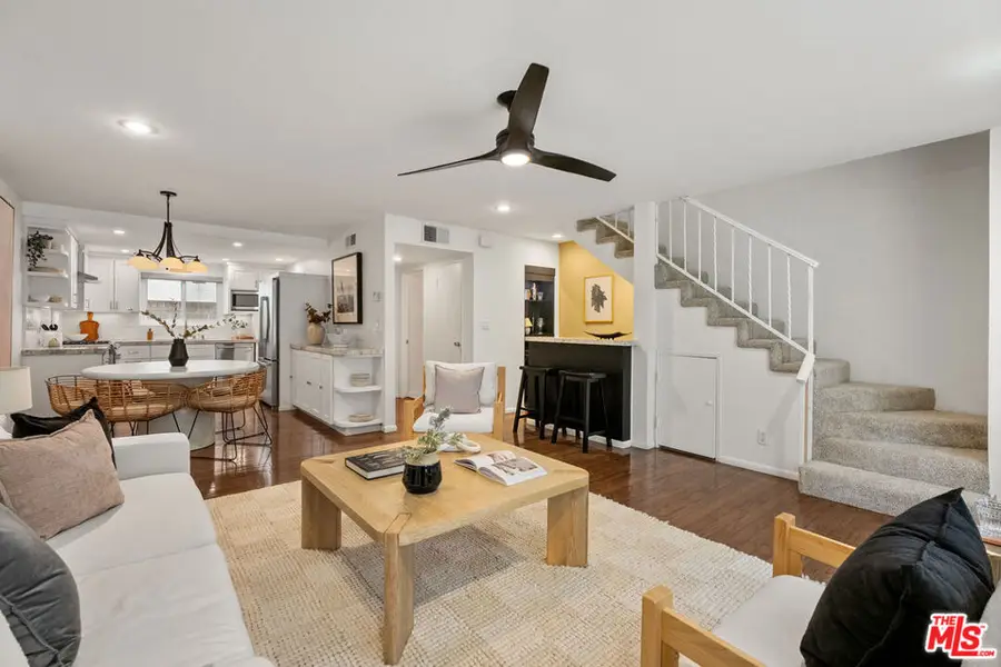 14332 Dickens Street #22, Sherman Oaks, CA 91423 - #2