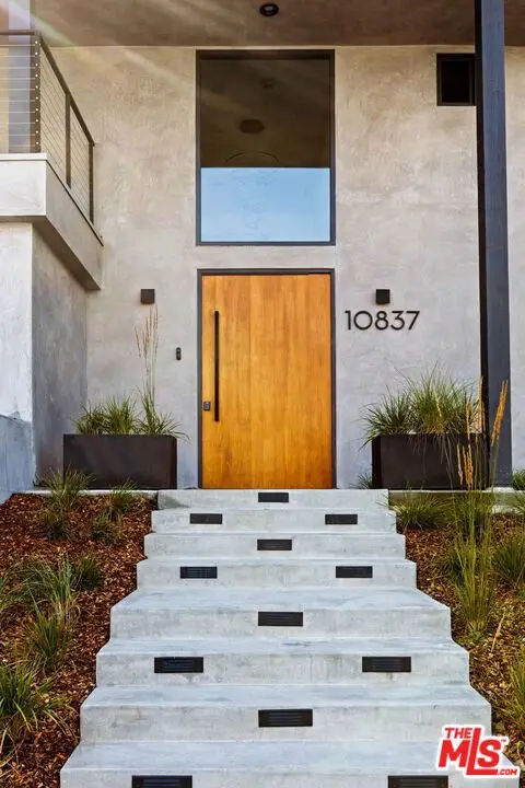 10837 Via Verona Street, Los Angeles, CA 90077 - #3