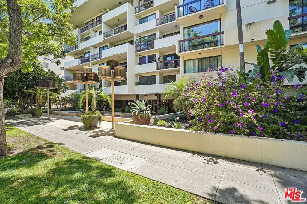 325 N Oakhurst Drive #PH2, Beverly Hills, CA 90210 - #1