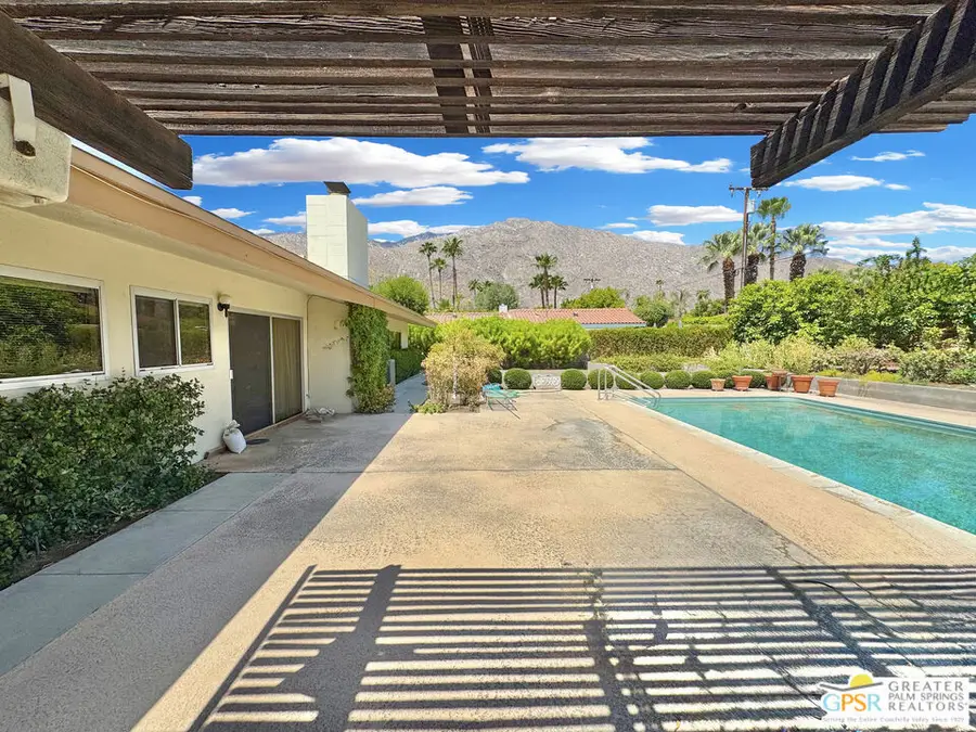 634 E Palo Verde Avenue, Palm Springs, CA 92264 - #3