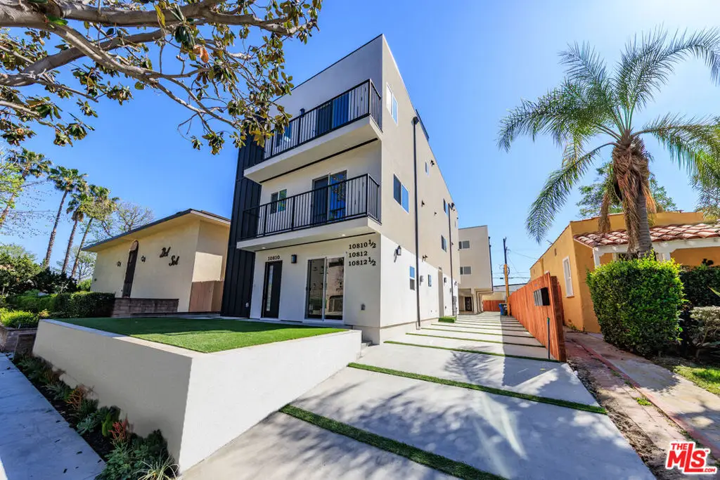 10810 Hesby Street, North Hollywood, CA 91601 - #1
