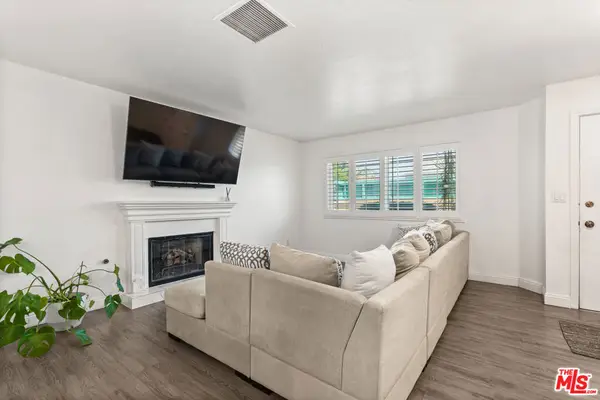 4241 1/2 Lennox Boulevard #B, Inglewood, CA 90304