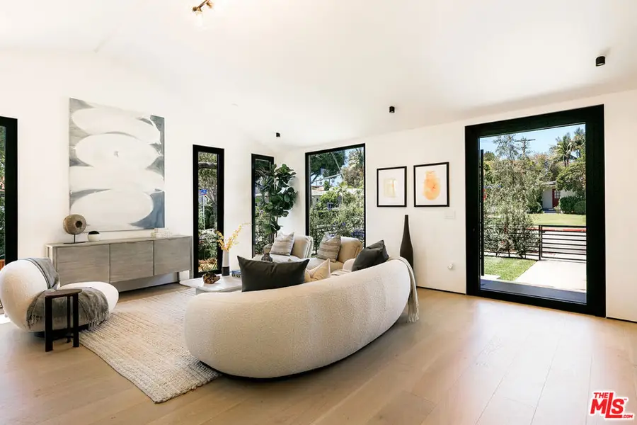 2202 California Avenue, Santa Monica, CA 90403 - #3