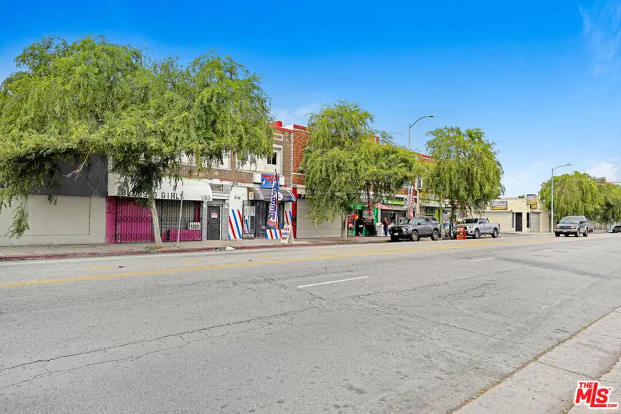 5161 S Vermont Avenue, Los Angeles, CA 90037 - #3