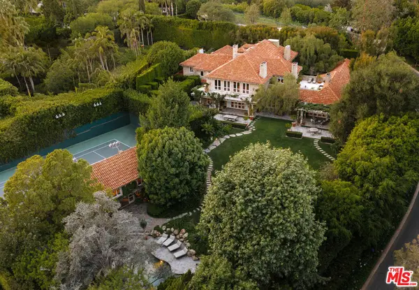 423 N Faring Road, Los Angeles, CA 90077