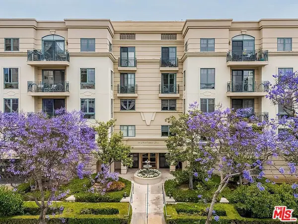 430 N Oakhurst Drive #406, Beverly Hills, CA 90210