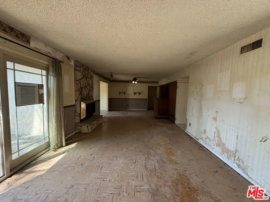 8811 Delano Drive, Riverside, CA 92503 - #3