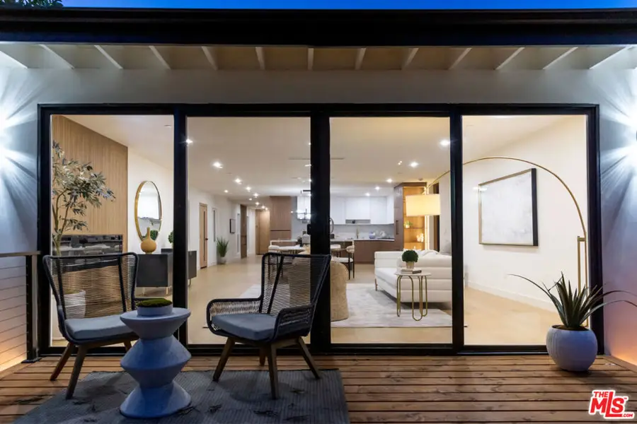 14934 Martha Street, Sherman Oaks, CA 91411 - #2