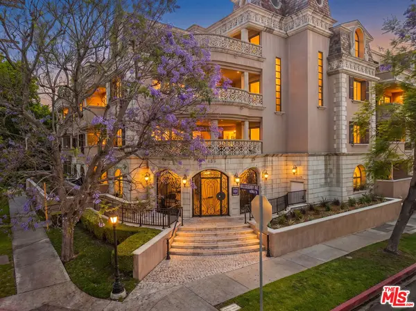 850 N Croft Avenue #103, West Hollywood, CA 90069