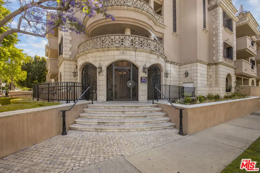 850 N Croft Avenue #103, West Hollywood, CA 90069 - #3