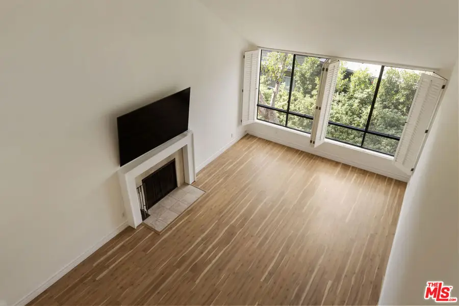 1900 Vine Street #403, Los Angeles, CA 90068 - #2
