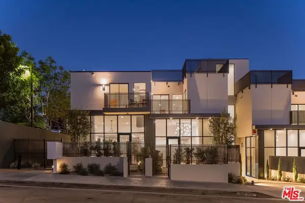 922 West Knoll Drive, West Hollywood, CA 90069
