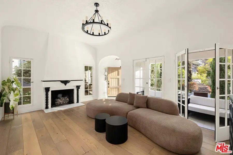 8061 Woodland Lane, Los Angeles, CA 90046 - #3