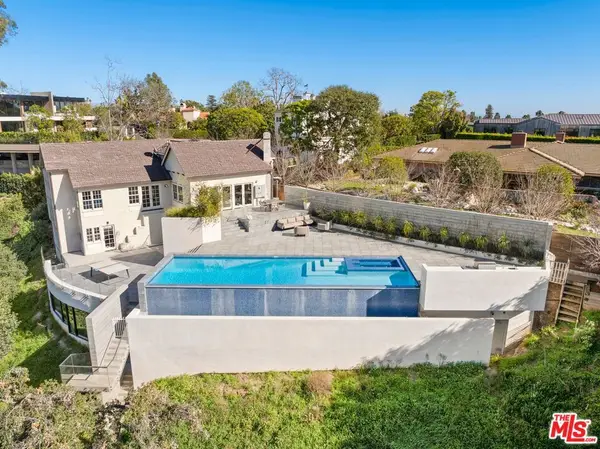 357 Crown Drive, Los Angeles, CA 90049