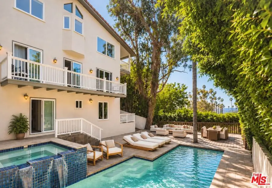 9146 St Ives Drive, West Hollywood, CA 90069 - #3